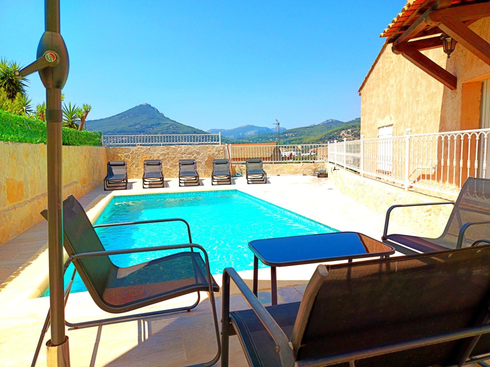 Villa Naïs 126m2-Zen-Salle Cinéma-Piscine La Valette-du-Var Exterior foto